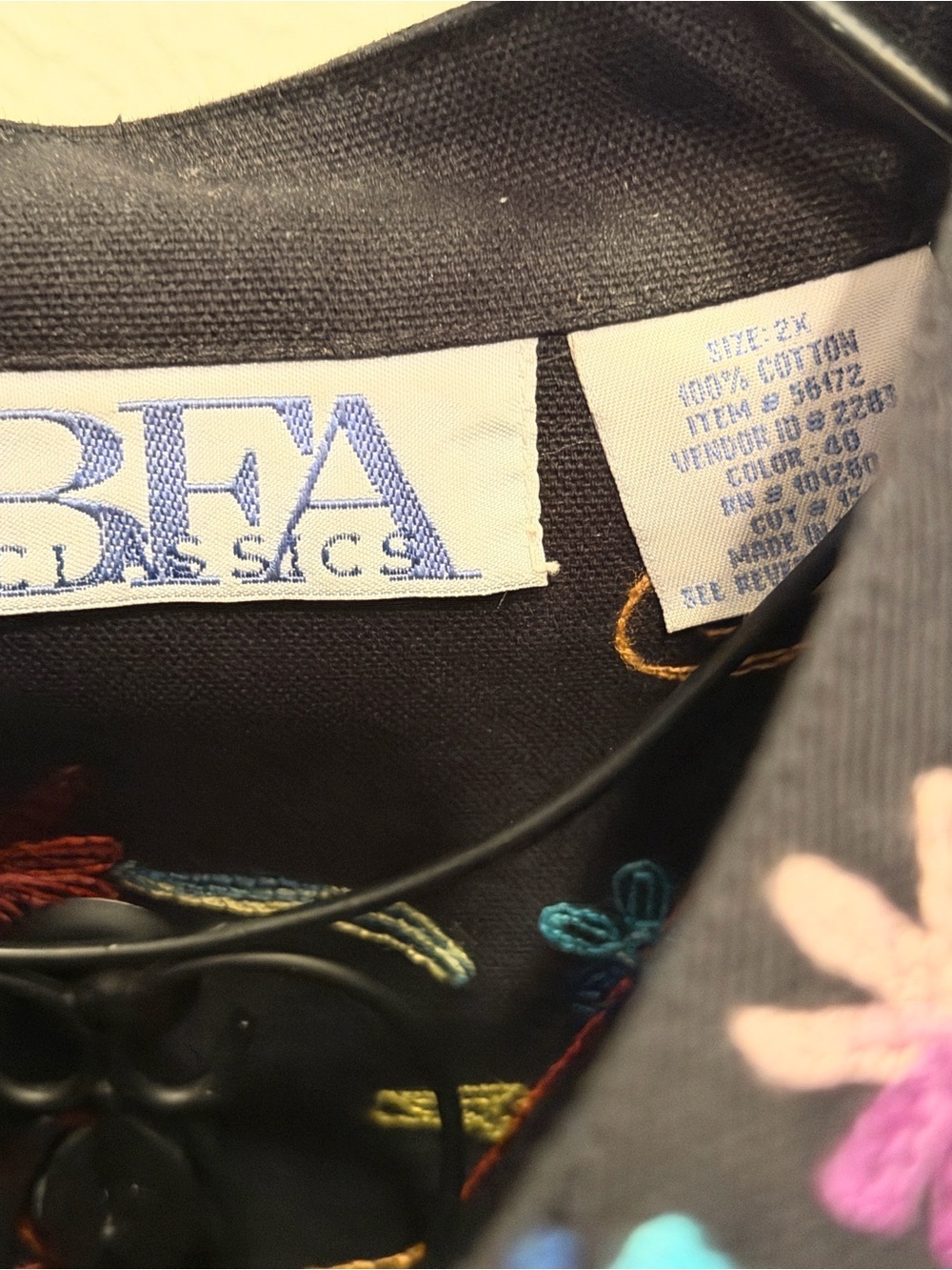 🌺🌺🌺BOGOHO🌺🌺🌺BFA Black Embroidered Floral Button-Up Shacket - 2X - Picture 5 of 10
